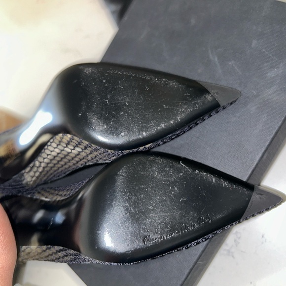 Dolce & Gabbana Black and Gold Stiletto Heels - Picture 11 of 16